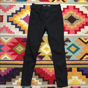 Old Navy Black Skinny Jeans